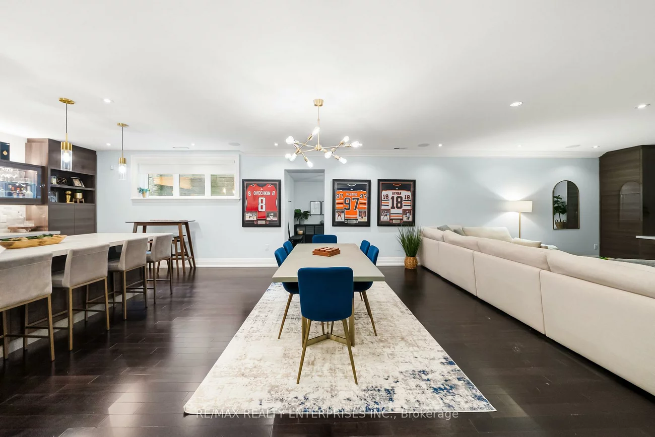 363, Niar, Mineola, Mississauga