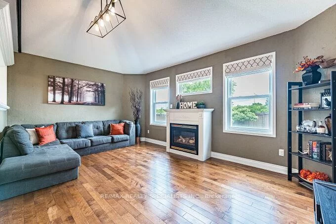 7389, Banffshire, Meadowvale Village, Mississauga