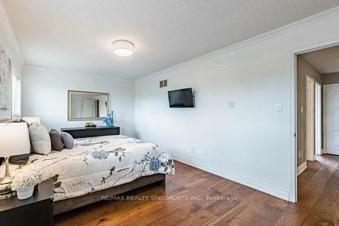 7389, Banffshire, Meadowvale Village, Mississauga