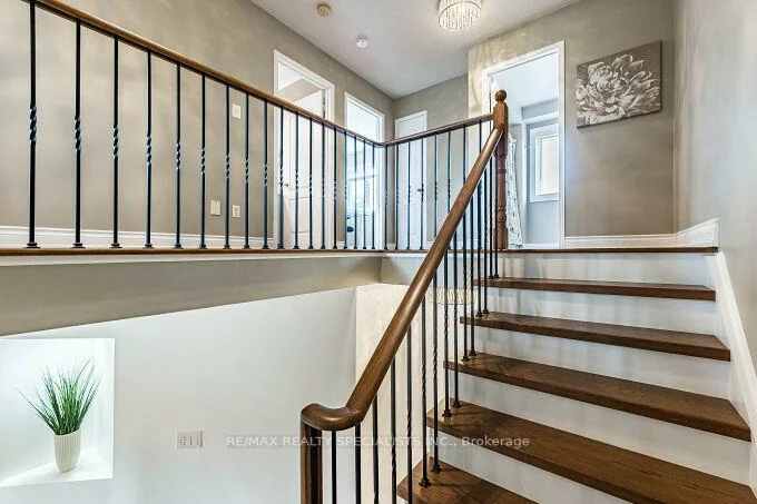 7389, Banffshire, Meadowvale Village, Mississauga