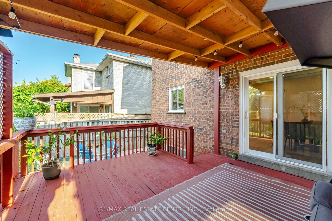 177, Surbray, Fairview, Mississauga