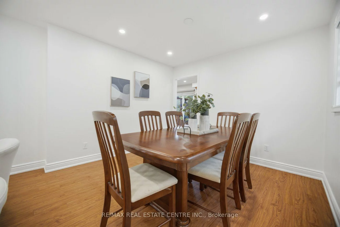 177, Surbray, Fairview, Mississauga