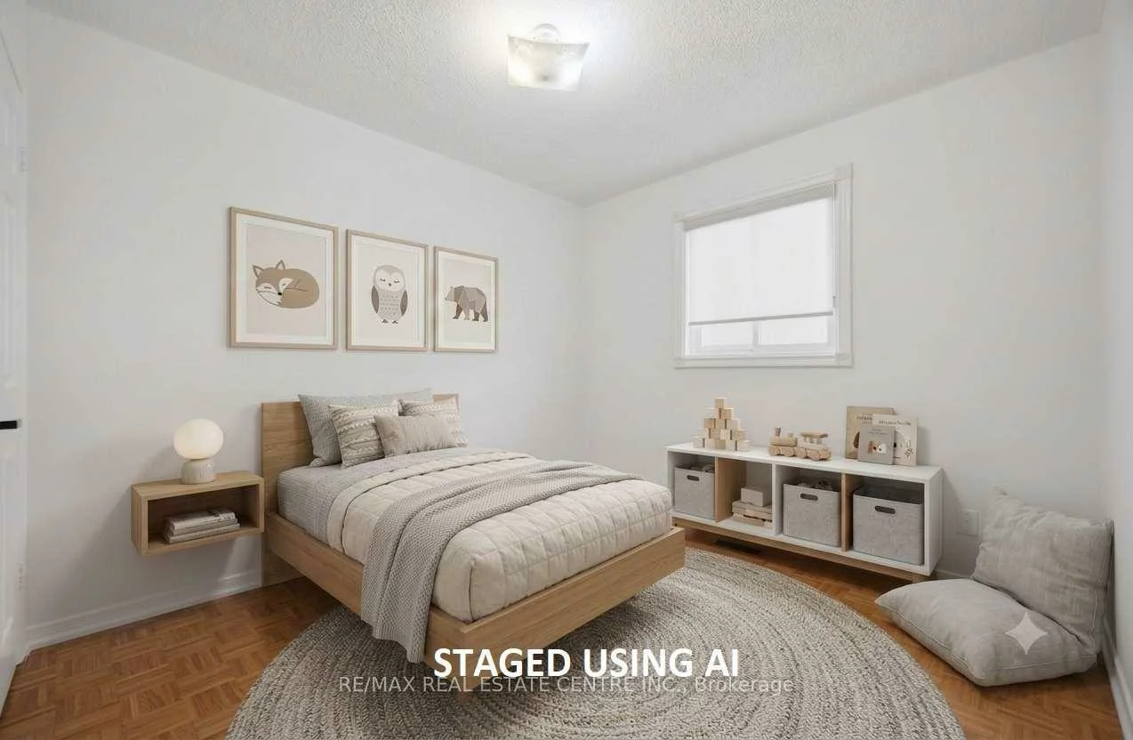 177, Surbray, Fairview, Mississauga