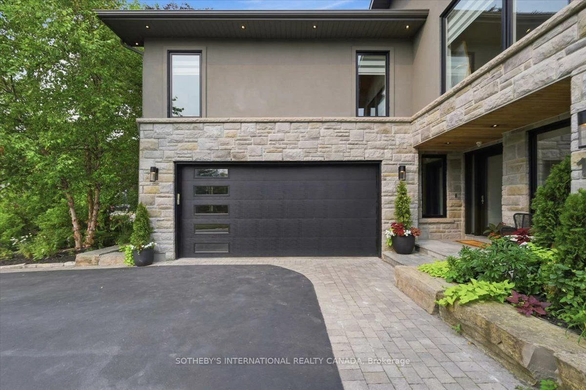 102, Cumberland, Port Credit, Mississauga