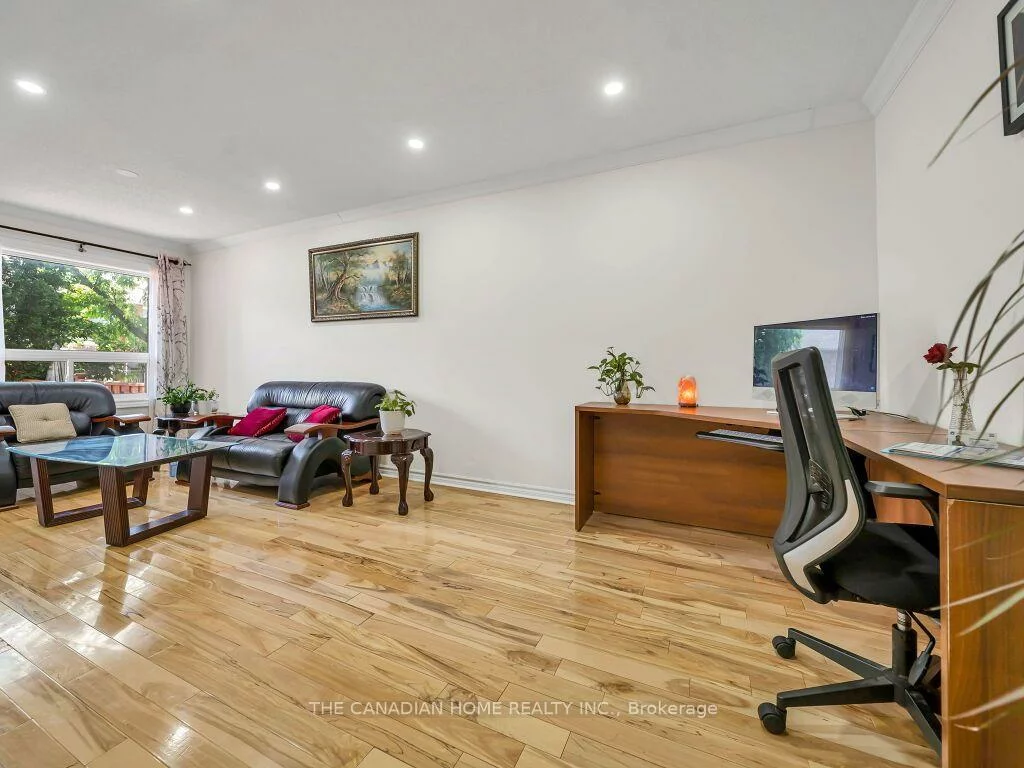 5244, Cinnamon, East Credit, Mississauga