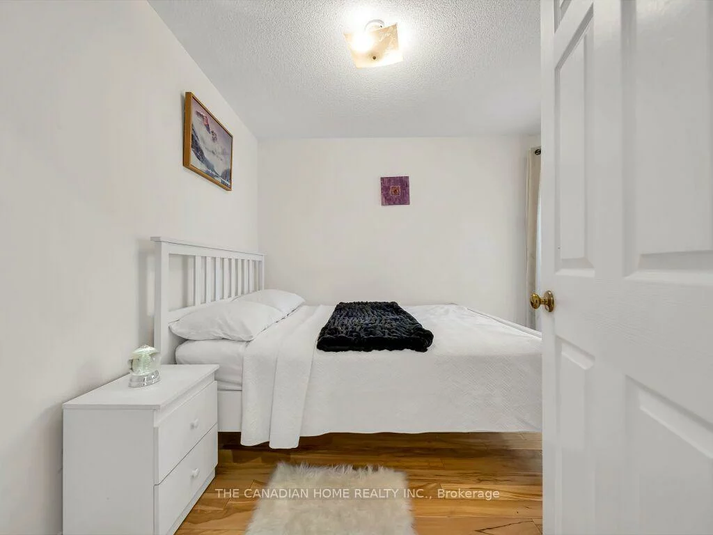 5244, Cinnamon, East Credit, Mississauga