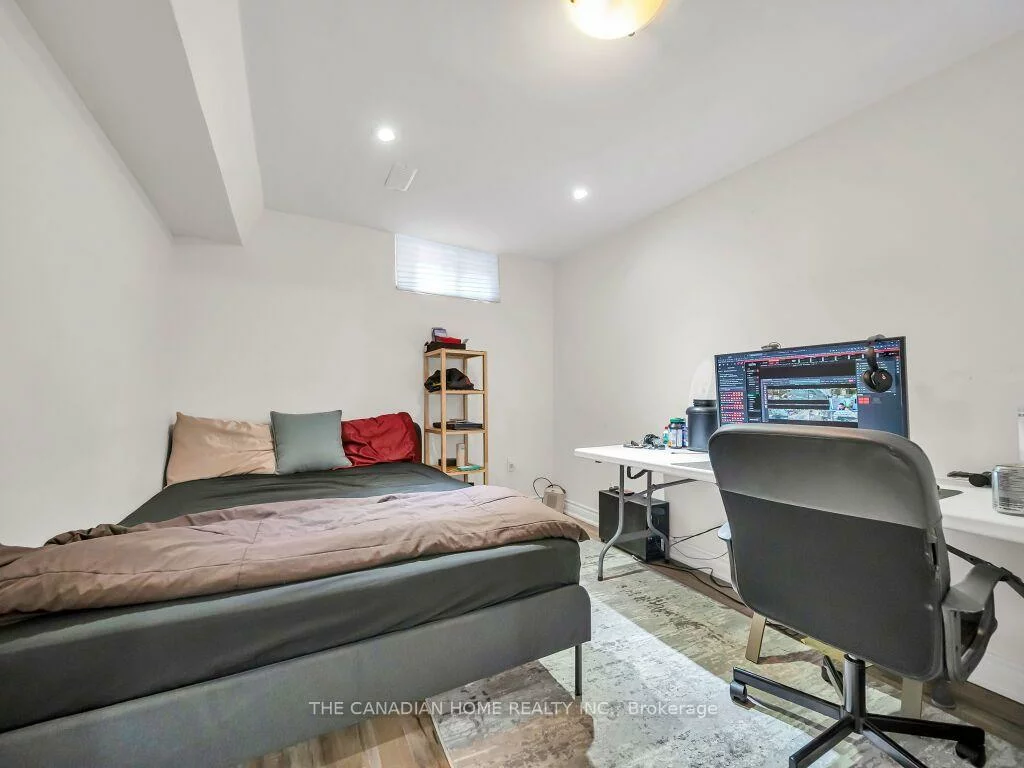 5244, Cinnamon, East Credit, Mississauga