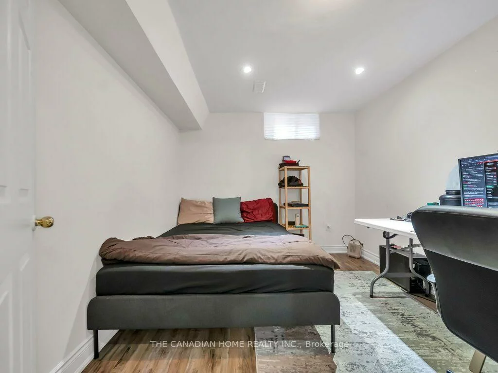 5244, Cinnamon, East Credit, Mississauga