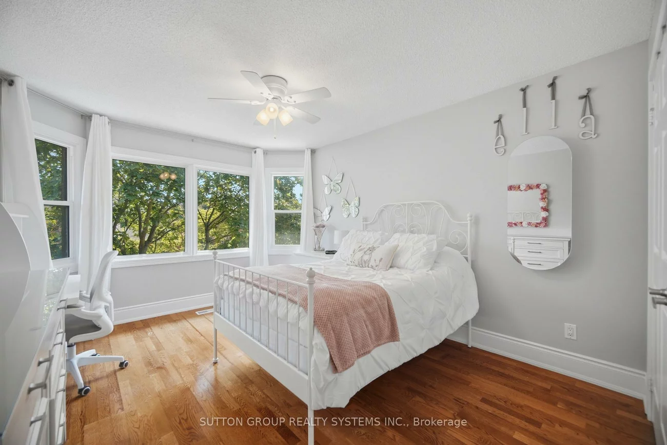6615, Snow Goose, Lisgar, Mississauga