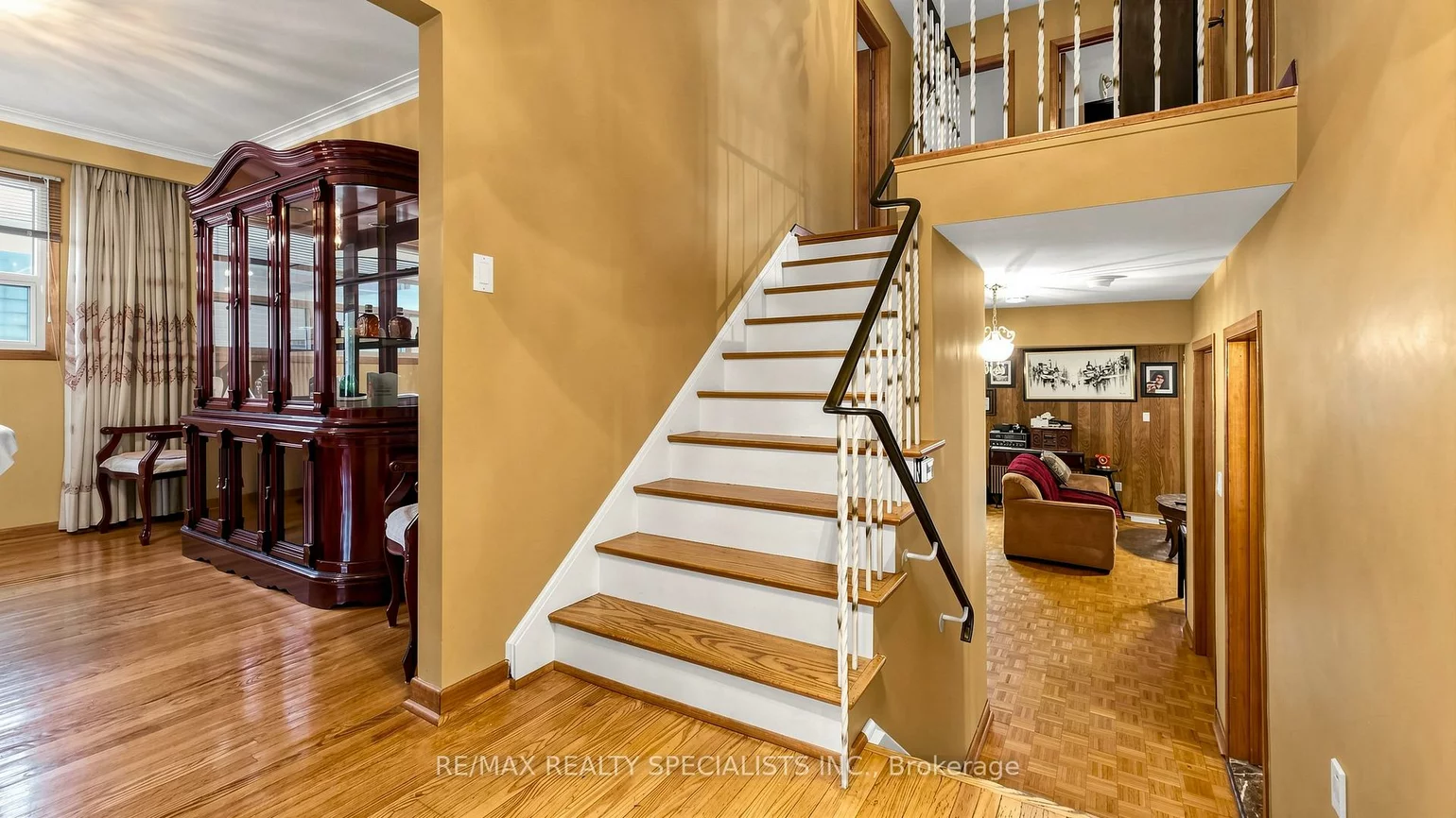 2385, Hensall, Cooksville, Mississauga