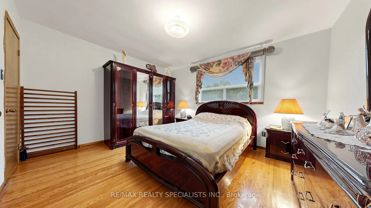 2385, Hensall, Cooksville, Mississauga