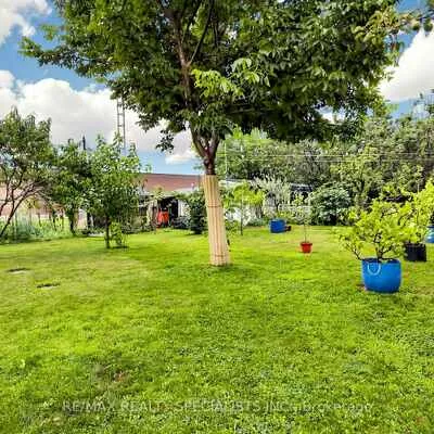 2385, Hensall, Cooksville, Mississauga