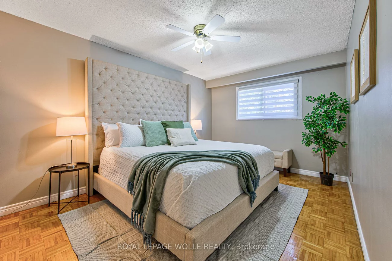2560, Palisander, Cooksville, Mississauga