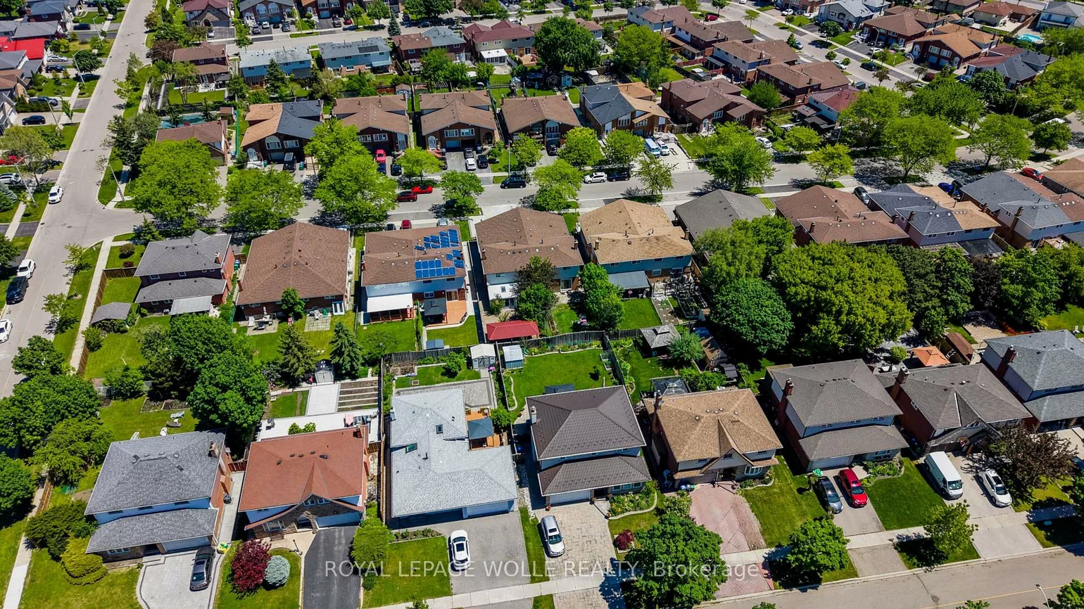 2560, Palisander, Cooksville, Mississauga