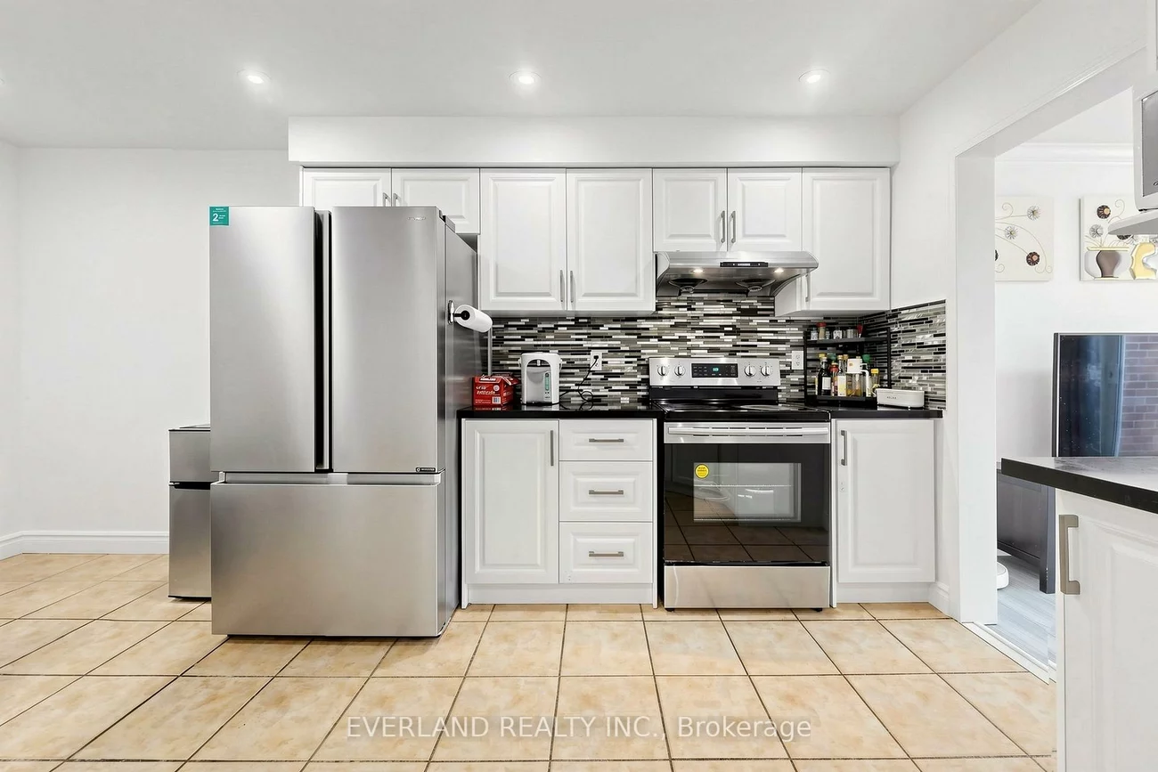 5588, Highbank, Central Erin Mills, Mississauga