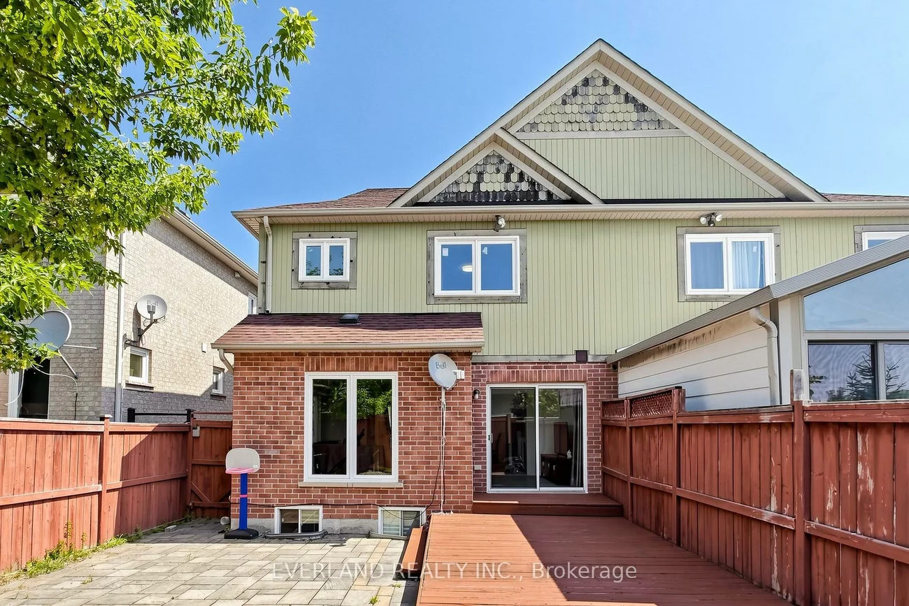 5588, Highbank, Central Erin Mills, Mississauga