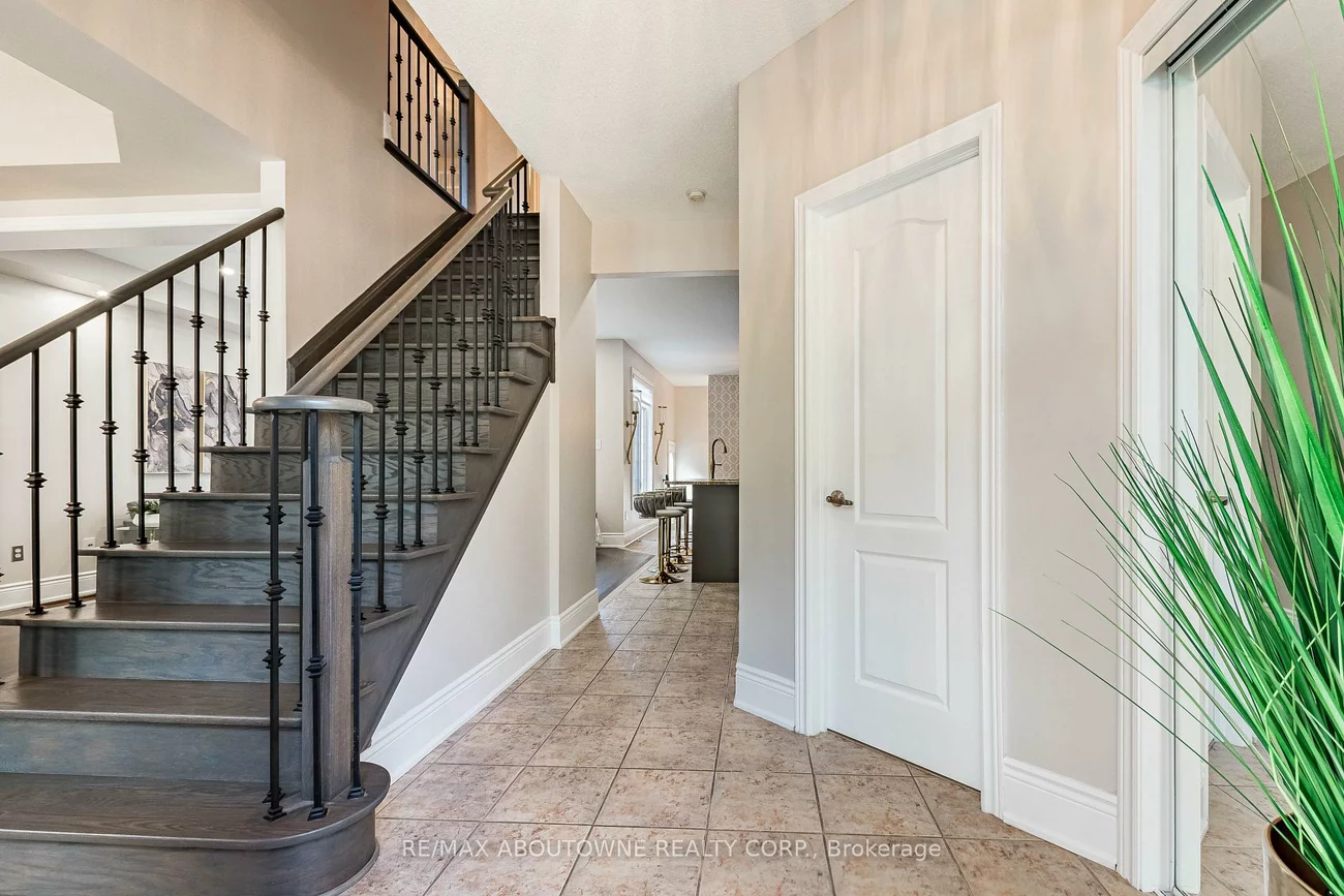 5550, Tenth, Churchill Meadows, Mississauga