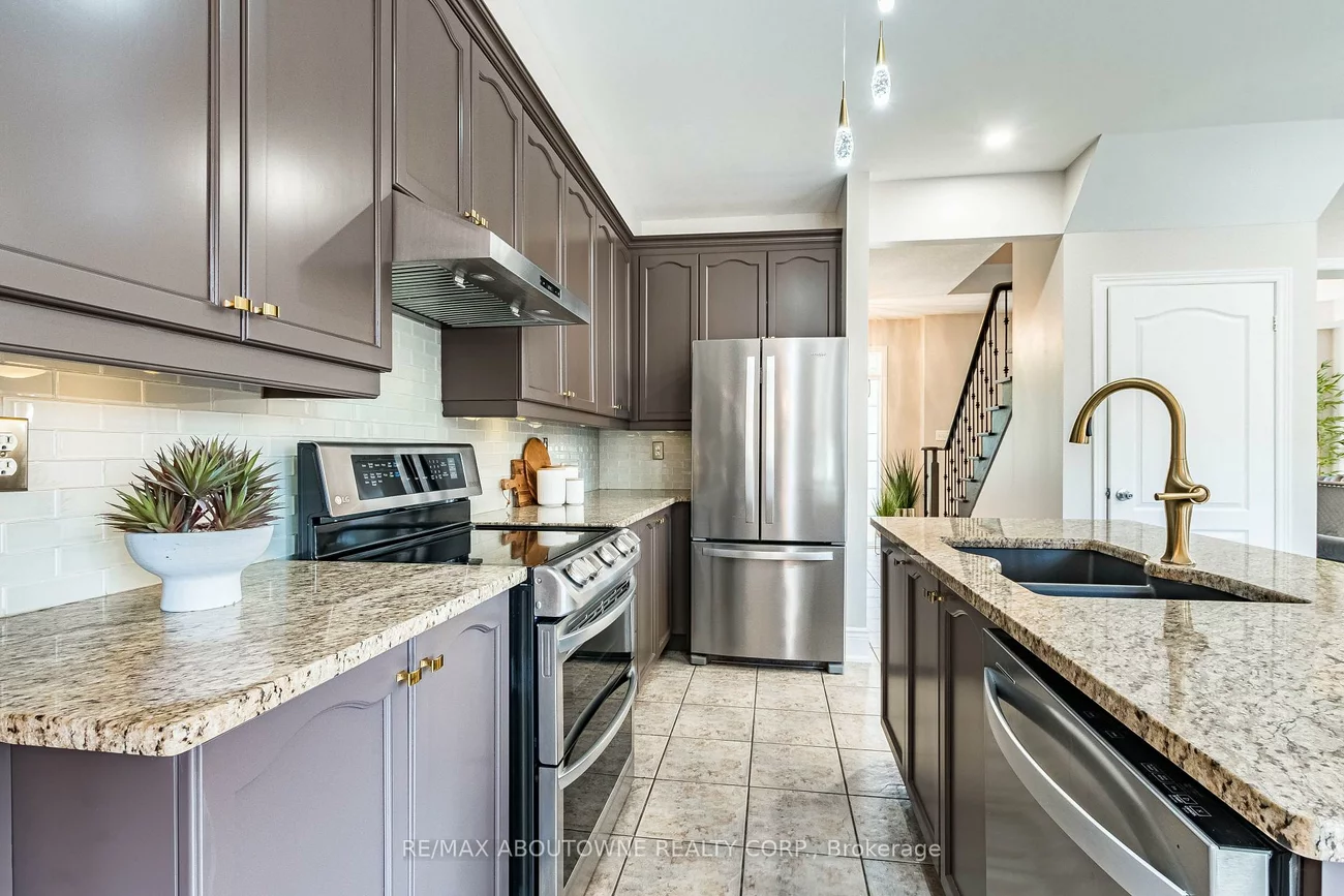 5550, Tenth, Churchill Meadows, Mississauga