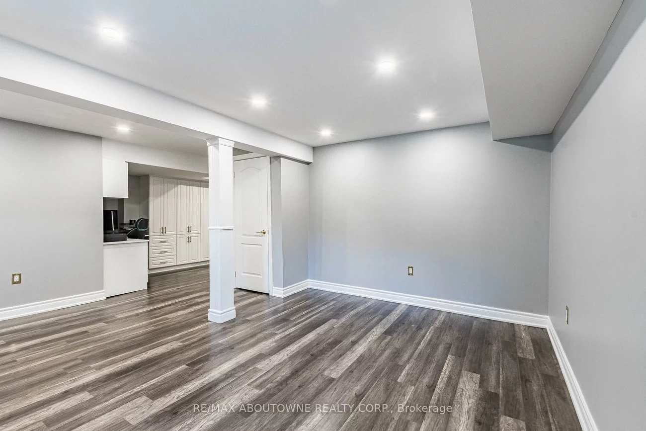 5550, Tenth, Churchill Meadows, Mississauga