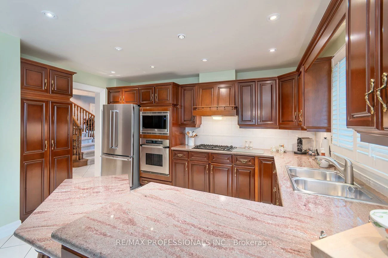1820, Shady Creek, Erin Mills, Mississauga