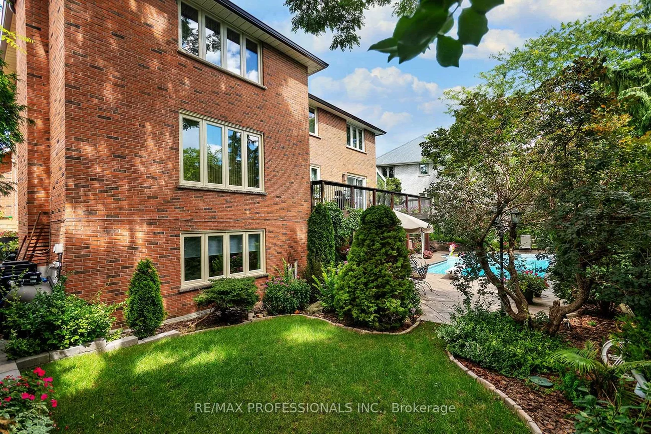 1820, Shady Creek, Erin Mills, Mississauga