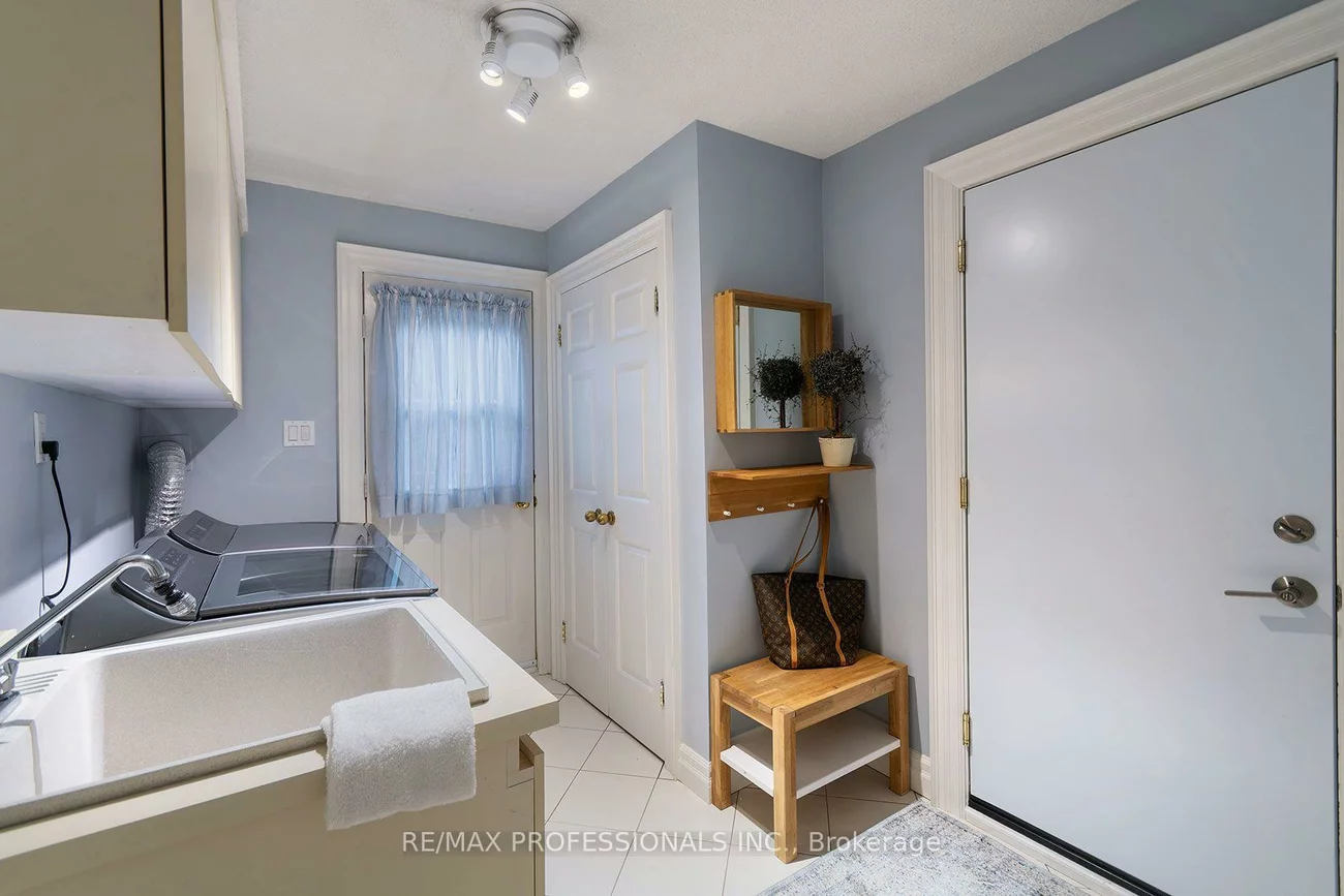 1820, Shady Creek, Erin Mills, Mississauga
