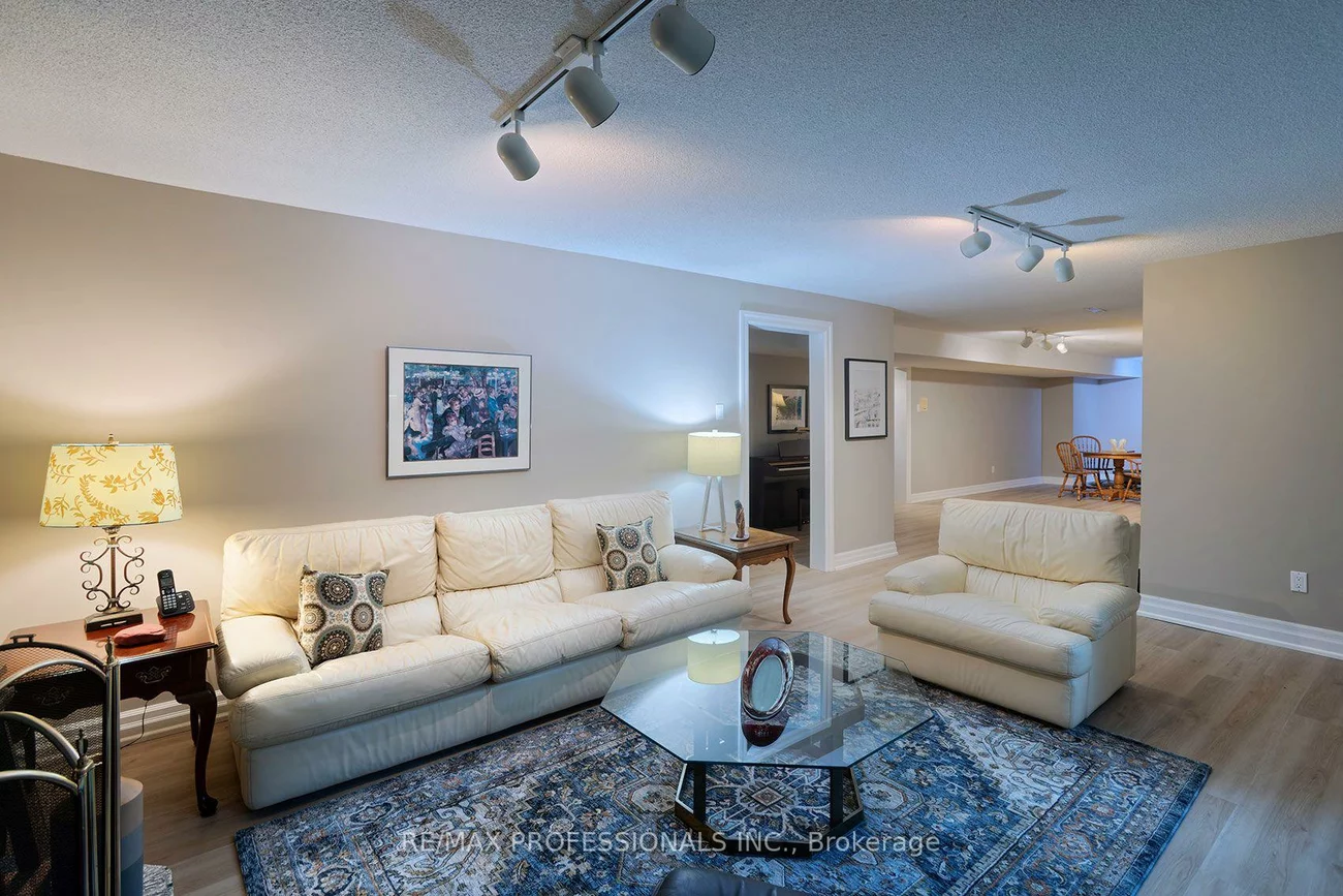 1820, Shady Creek, Erin Mills, Mississauga
