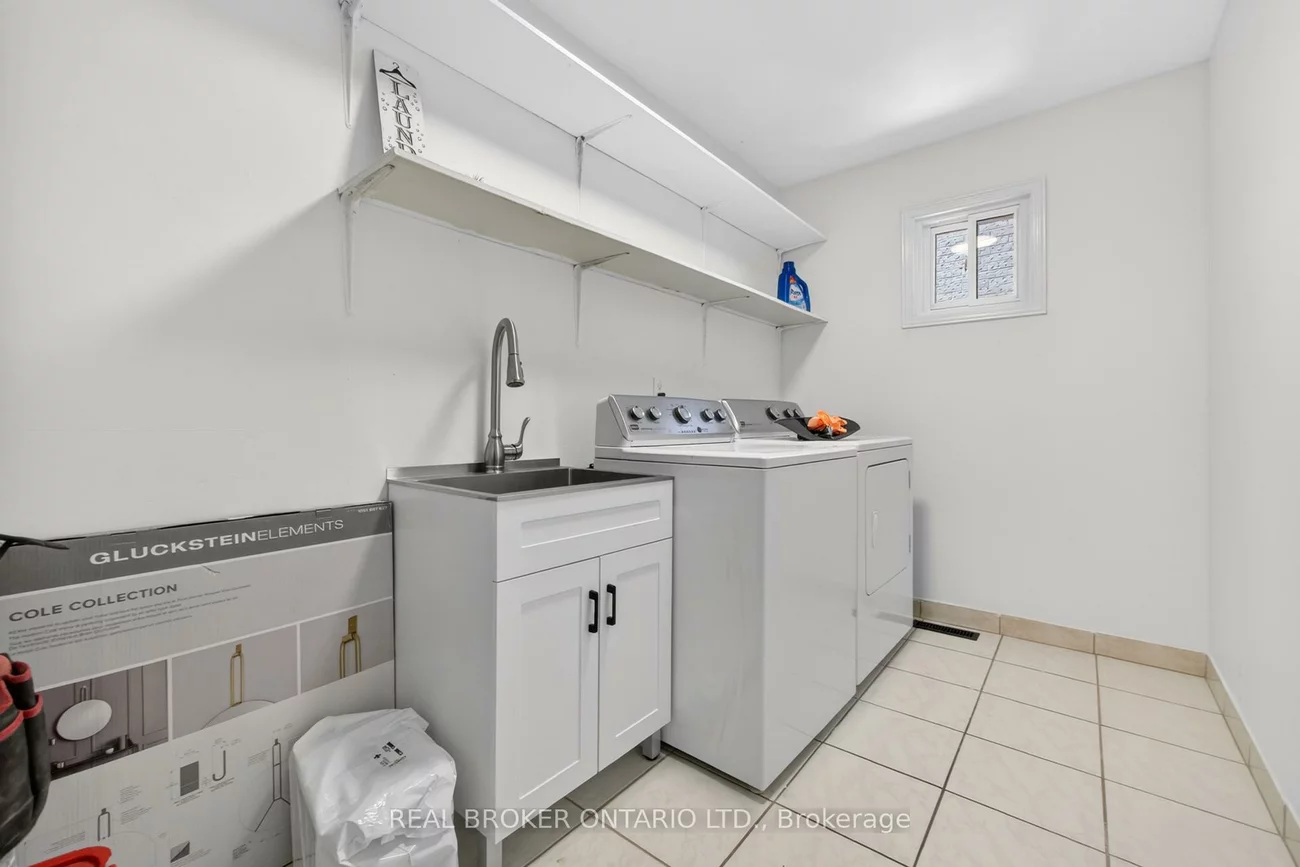 4326, Waterford, Hurontario, Mississauga