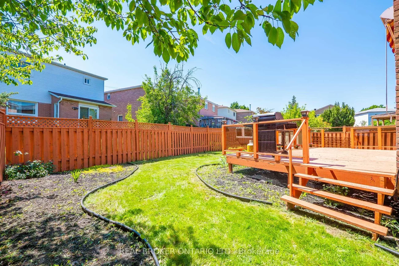 4326, Waterford, Hurontario, Mississauga