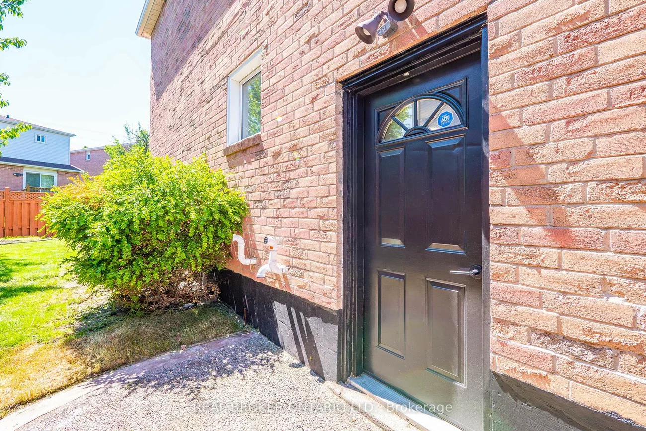 4326, Waterford, Hurontario, Mississauga