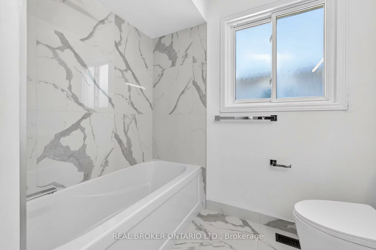 4326, Waterford, Hurontario, Mississauga