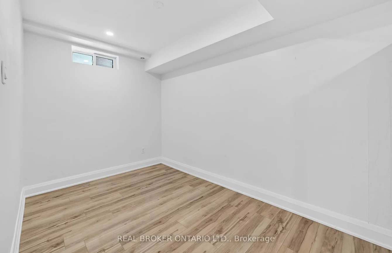 4326, Waterford, Hurontario, Mississauga
