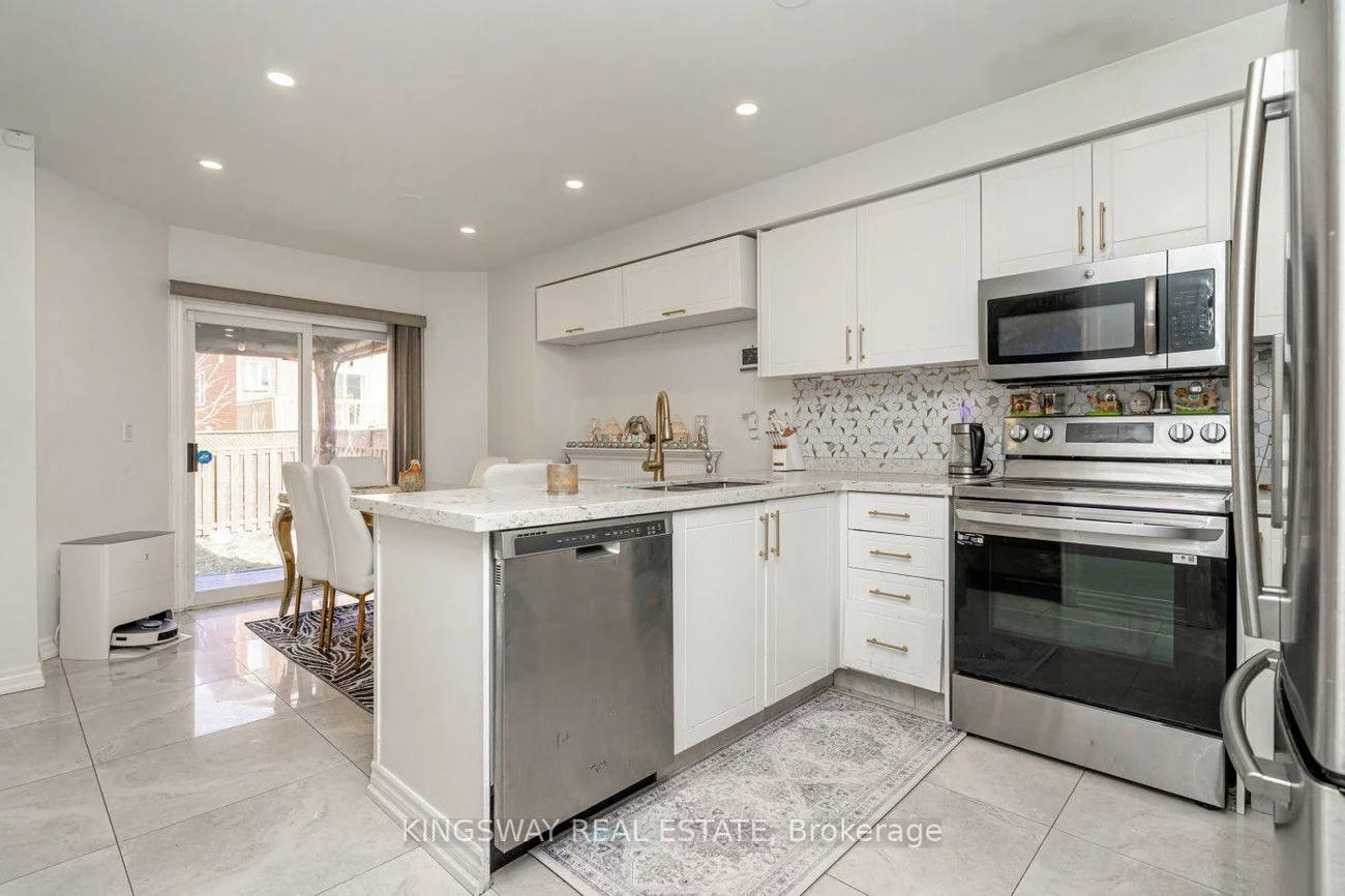 891, STONEBRIDGE, East Credit, Mississauga