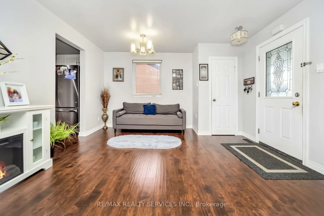3287, Michaud, Malton, Mississauga