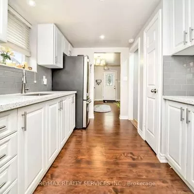 3287, Michaud, Malton, Mississauga