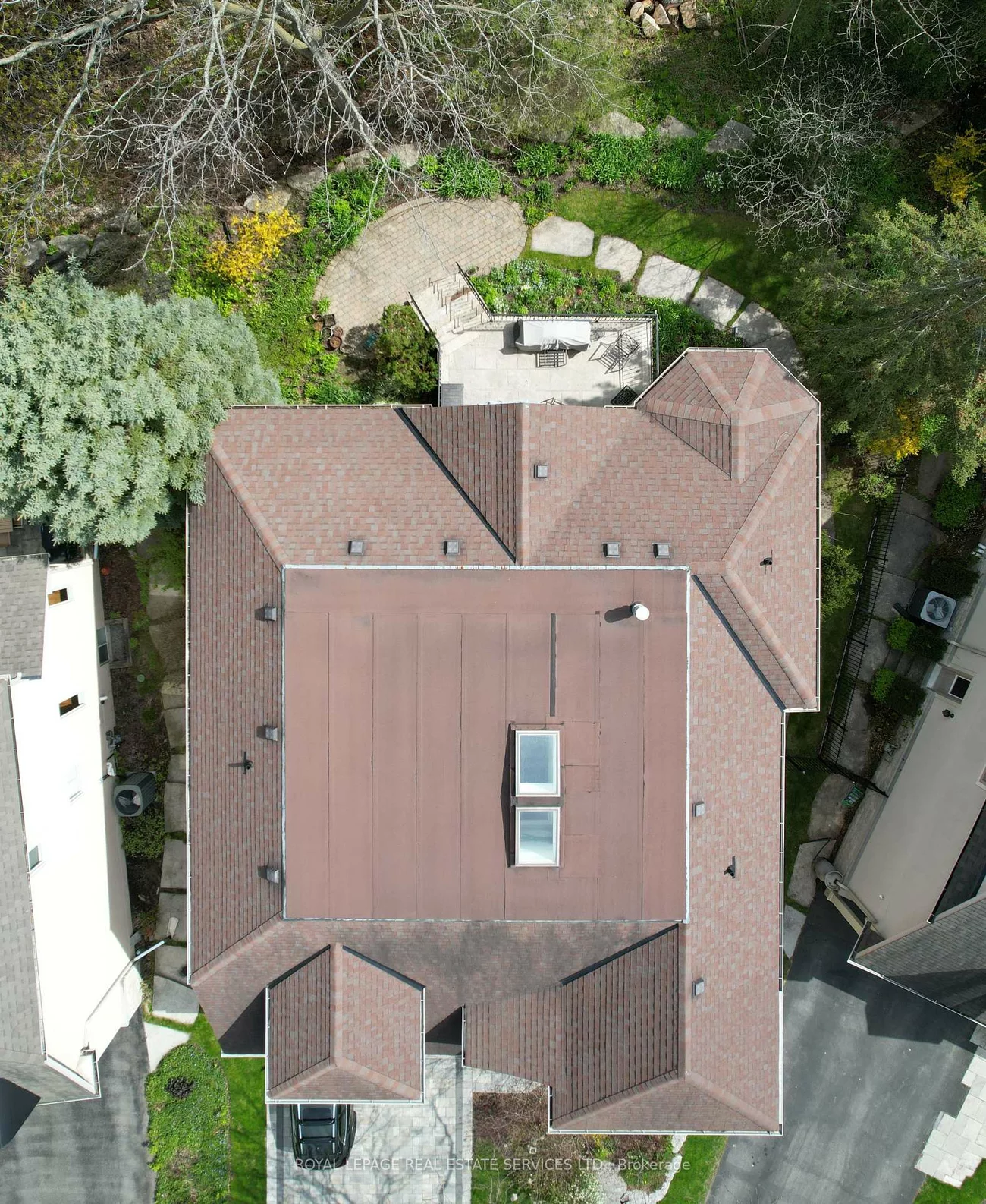 1726, The Pines, Clarkson, Mississauga