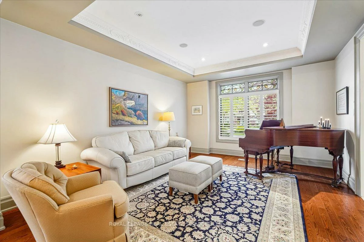 1726, The Pines, Clarkson, Mississauga