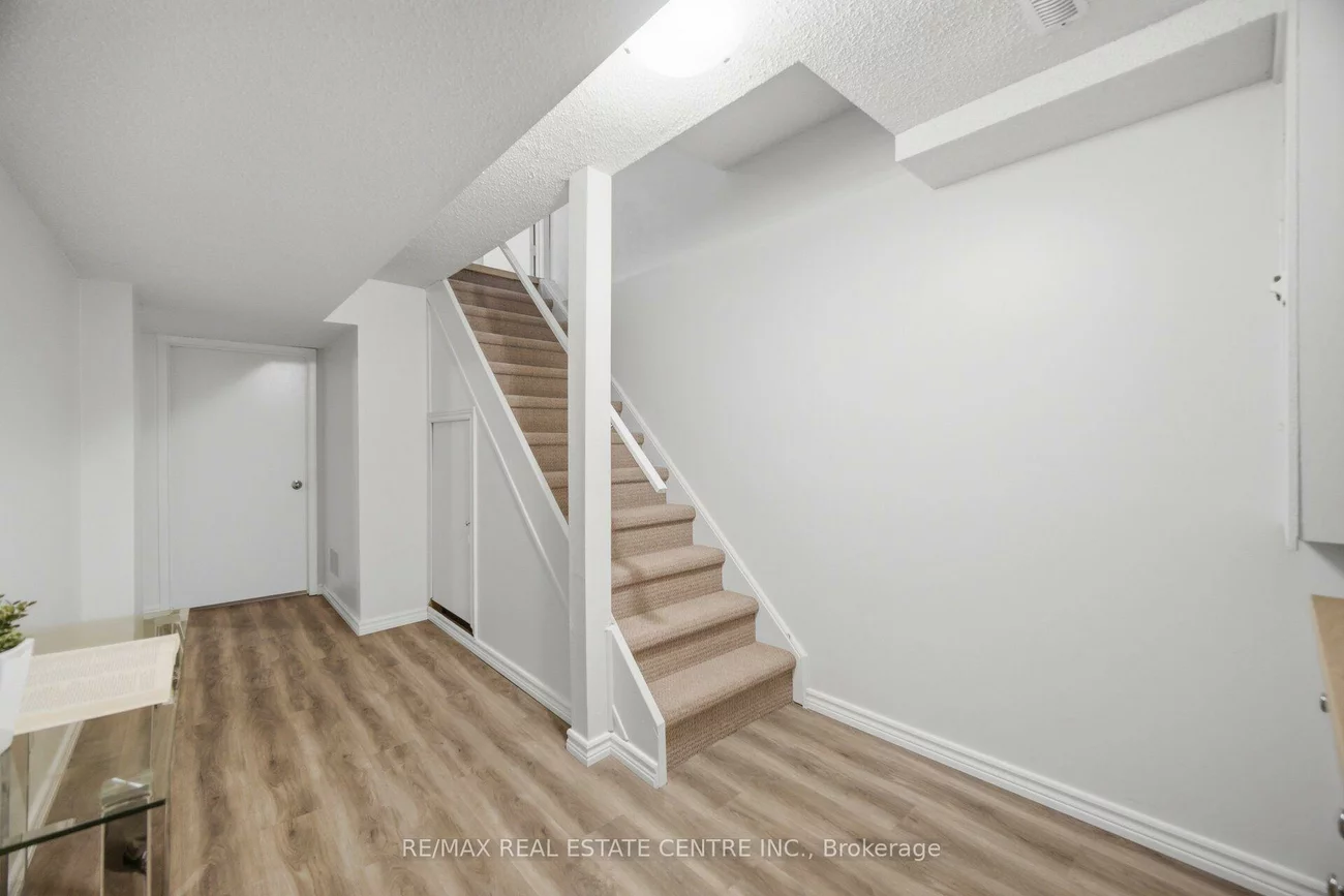 706, Carrying, Creditview, Mississauga