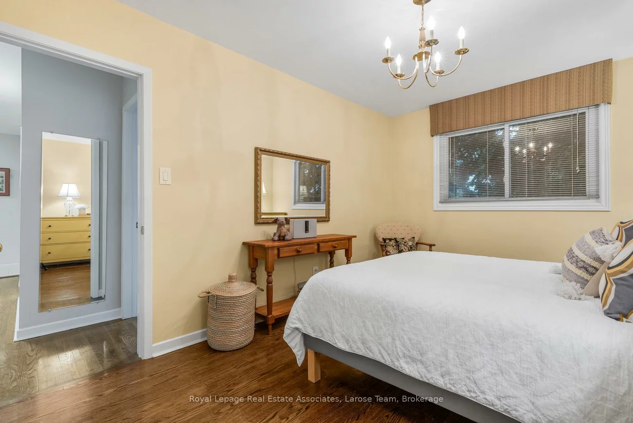 1515, Thetford, Clarkson, Mississauga