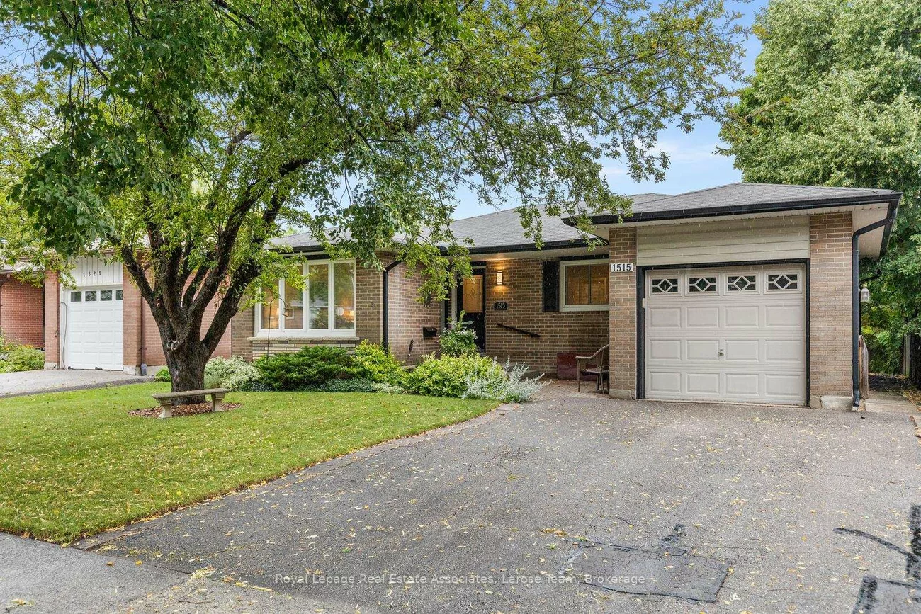 1515, Thetford, Clarkson, Mississauga