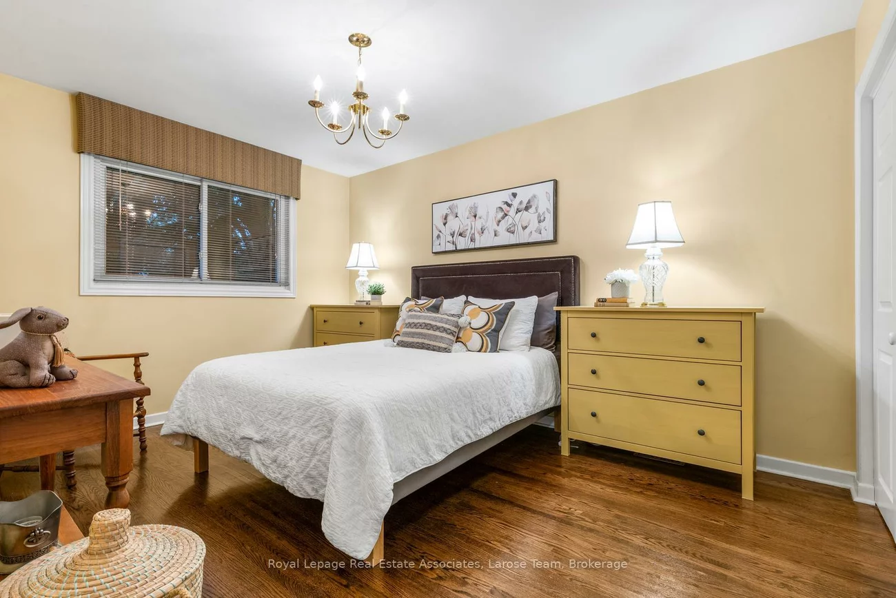 1515, Thetford, Clarkson, Mississauga