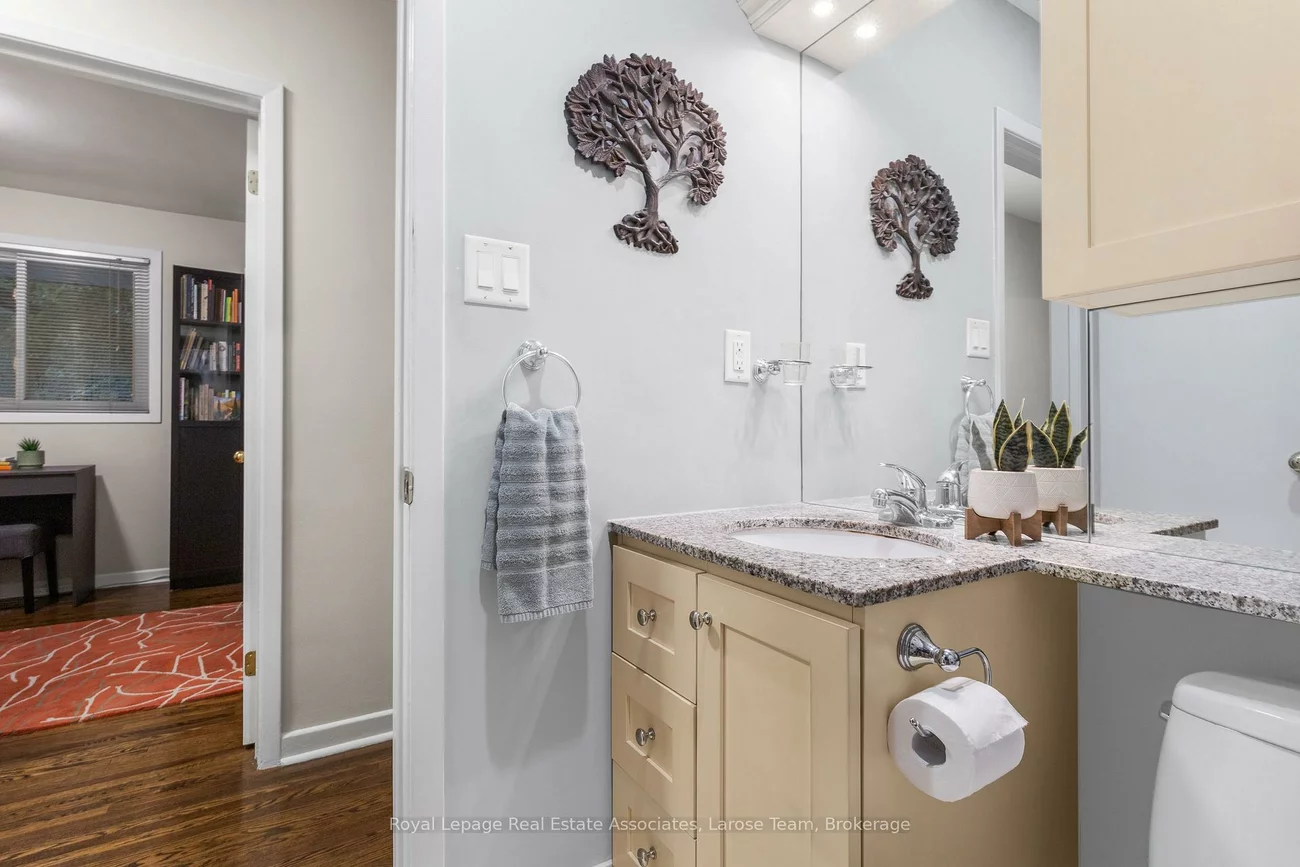 1515, Thetford, Clarkson, Mississauga