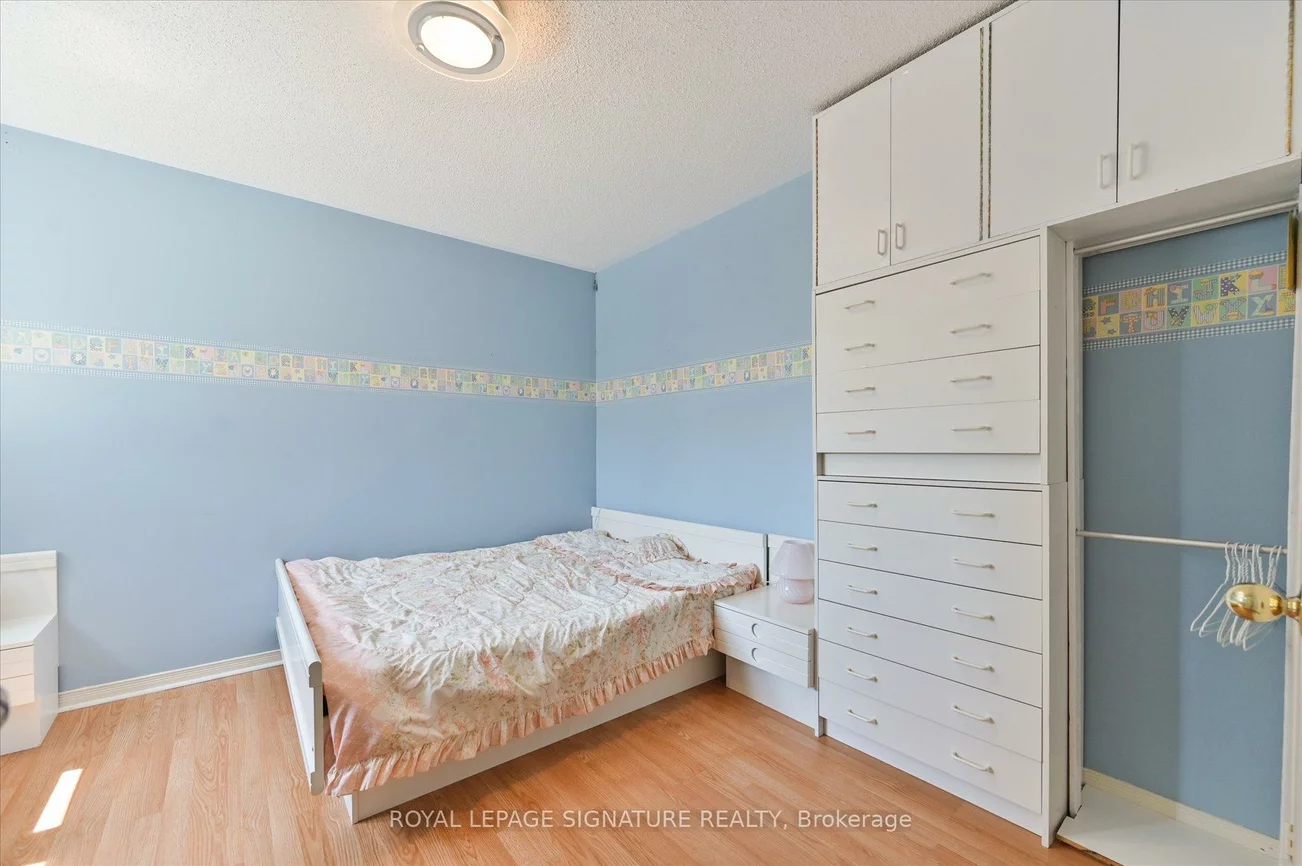 5481, Palmerston, Central Erin Mills, Mississauga