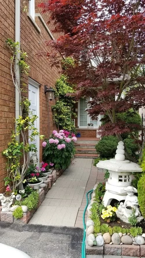 5481, Palmerston, Central Erin Mills, Mississauga