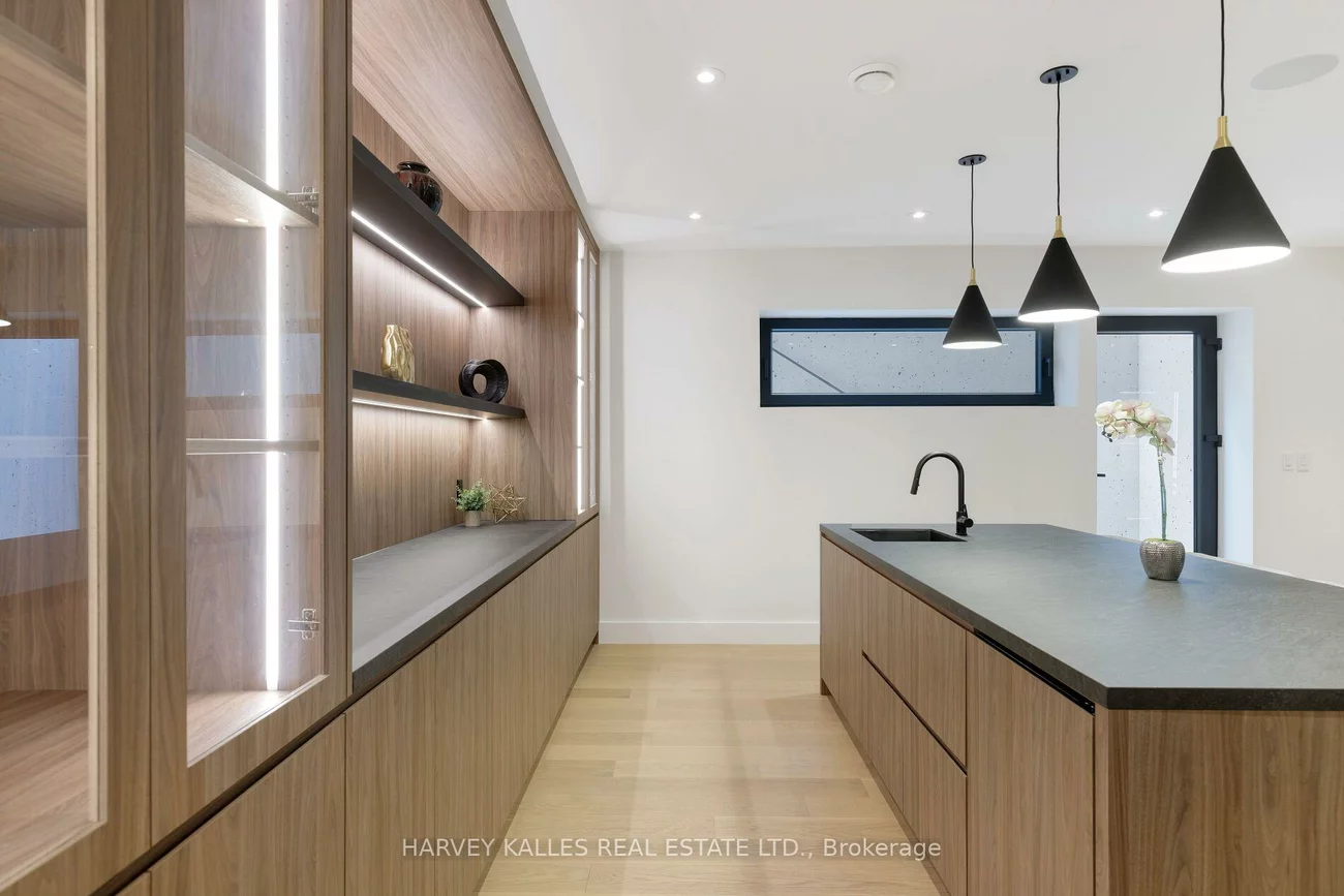 1654, Birchwood, Lorne Park, Mississauga