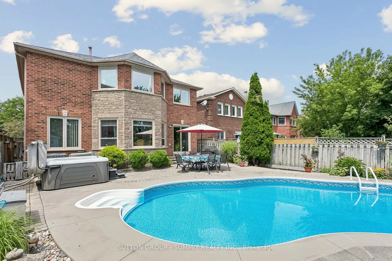 3176, DOVETAIL, Erin Mills, Mississauga