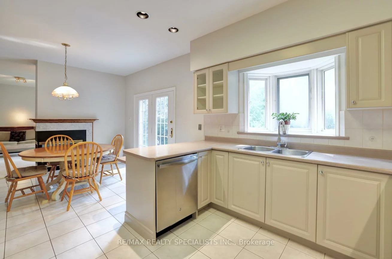 2947, Hammond, Sheridan, Mississauga