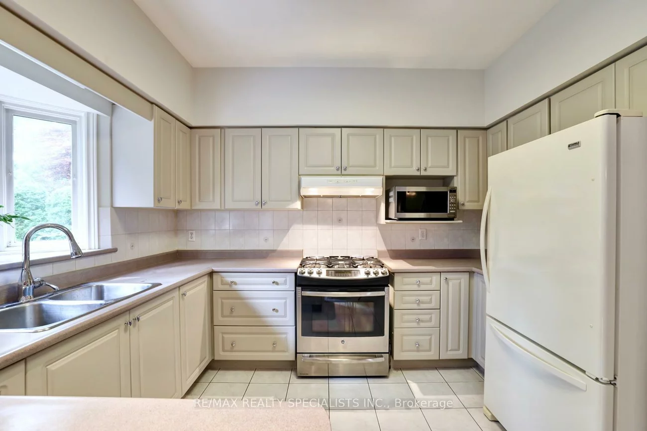 2947, Hammond, Sheridan, Mississauga