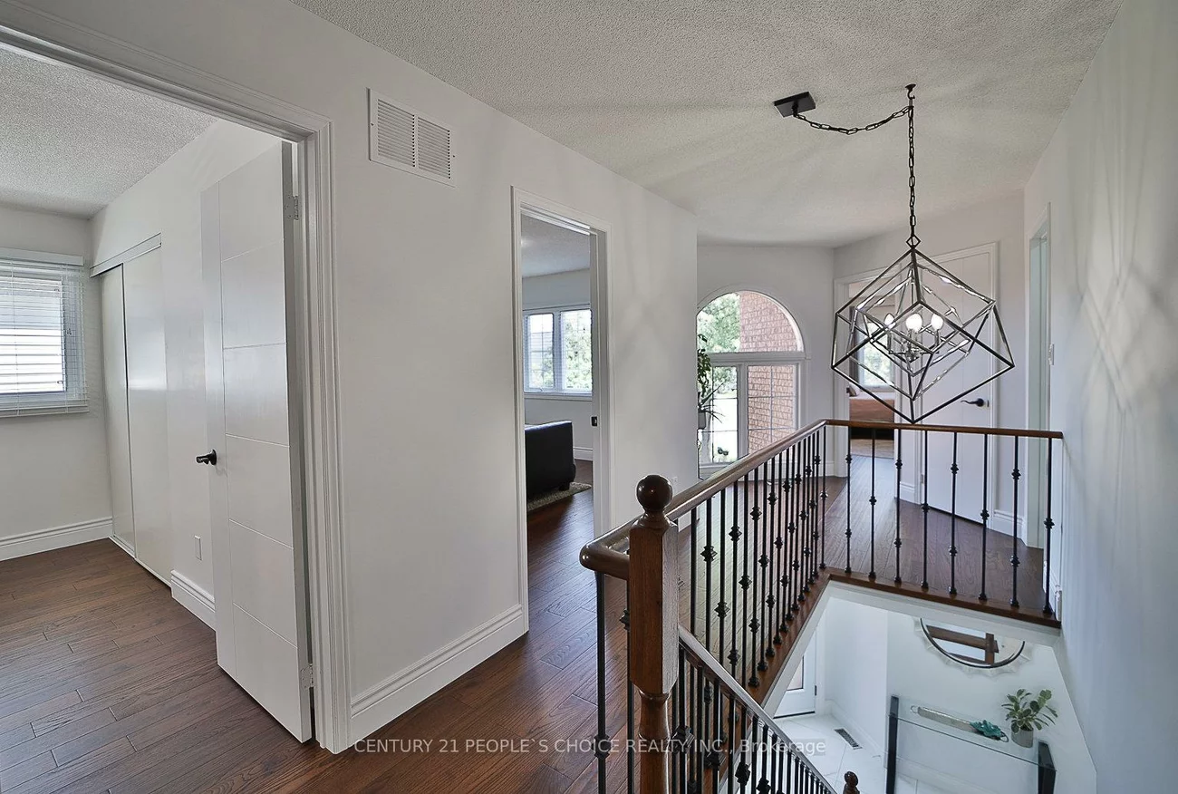 3596, Nutcracker, Lisgar, Mississauga