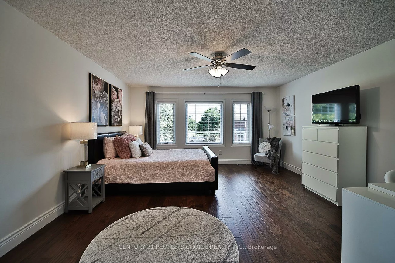 3596, Nutcracker, Lisgar, Mississauga